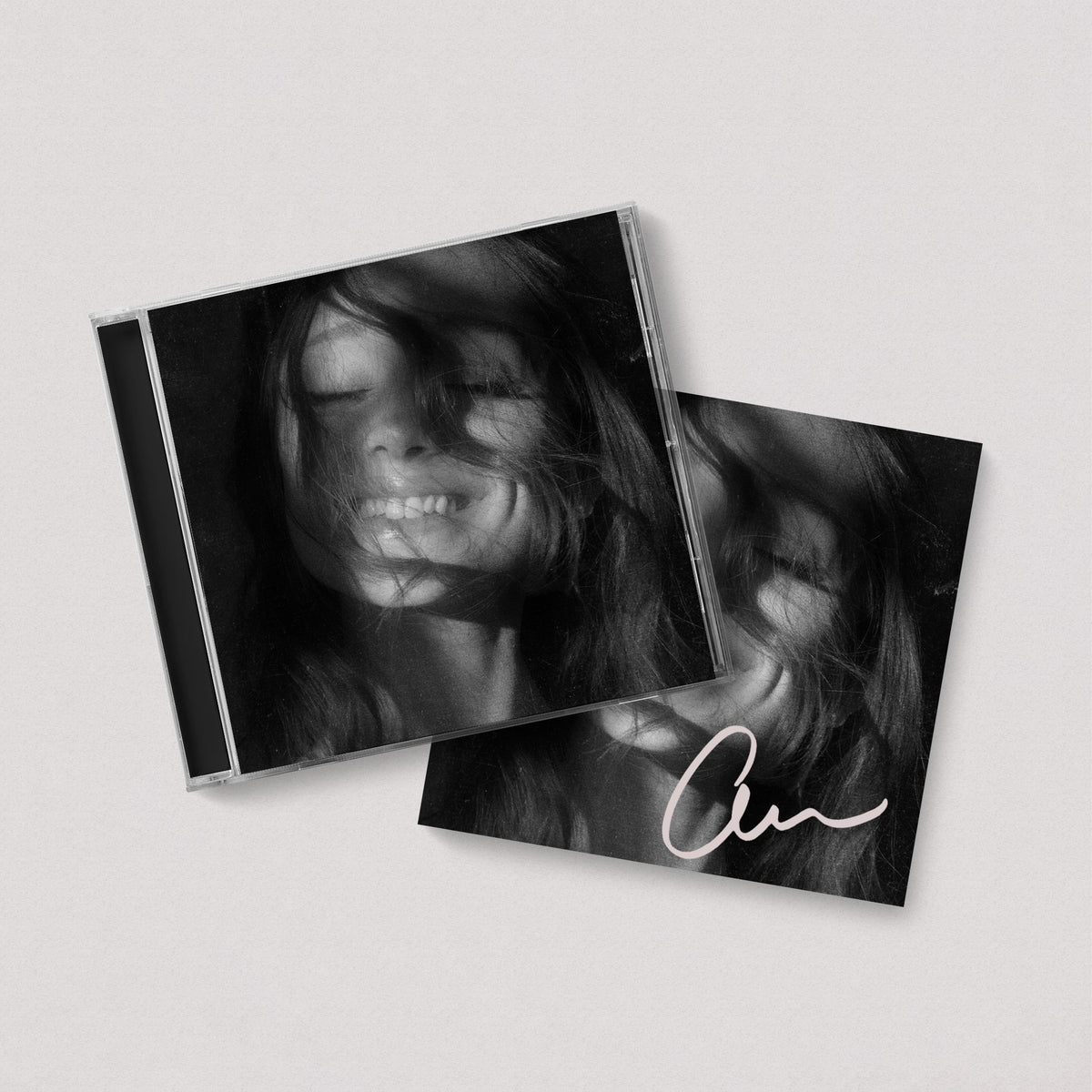 Ariana Grande - Petal (Autografiado, CD)