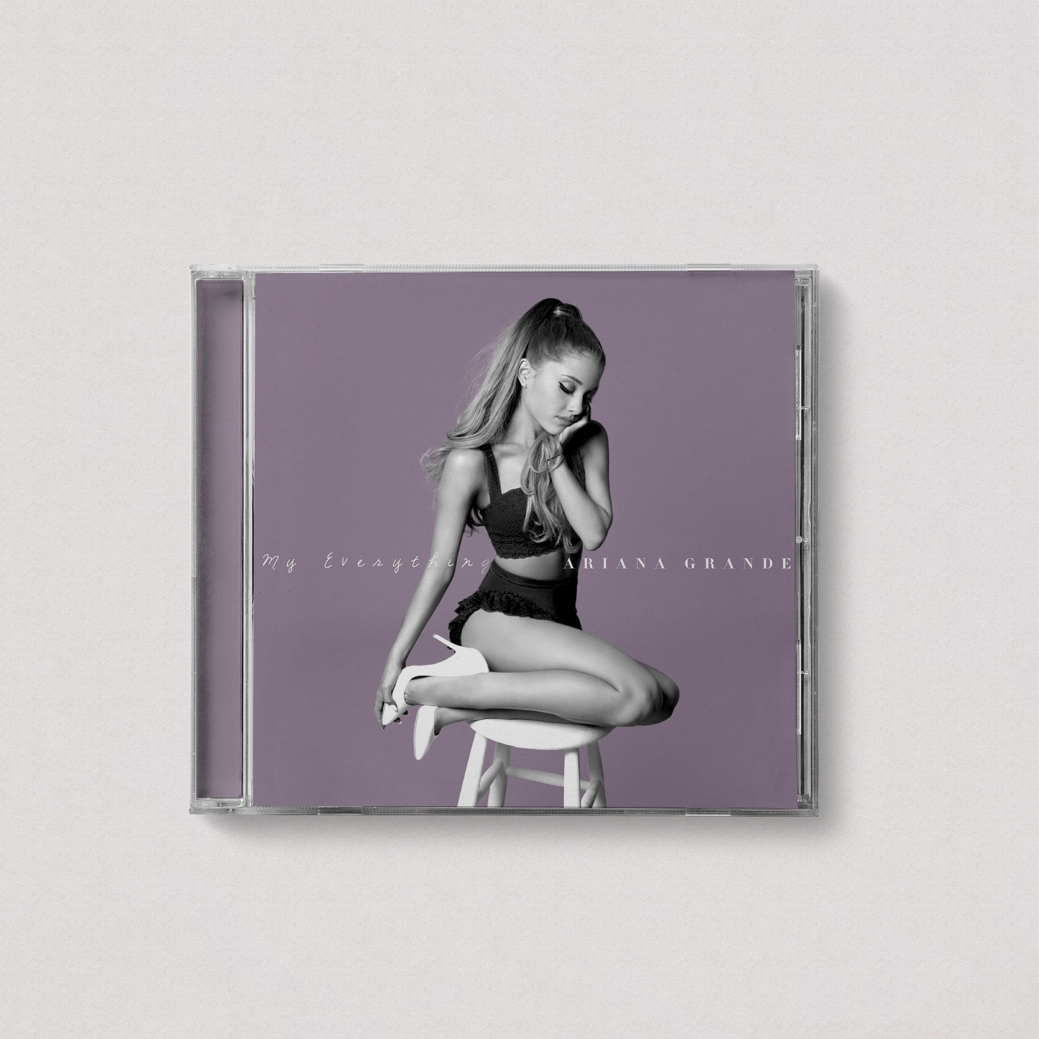 ArianaGrande-