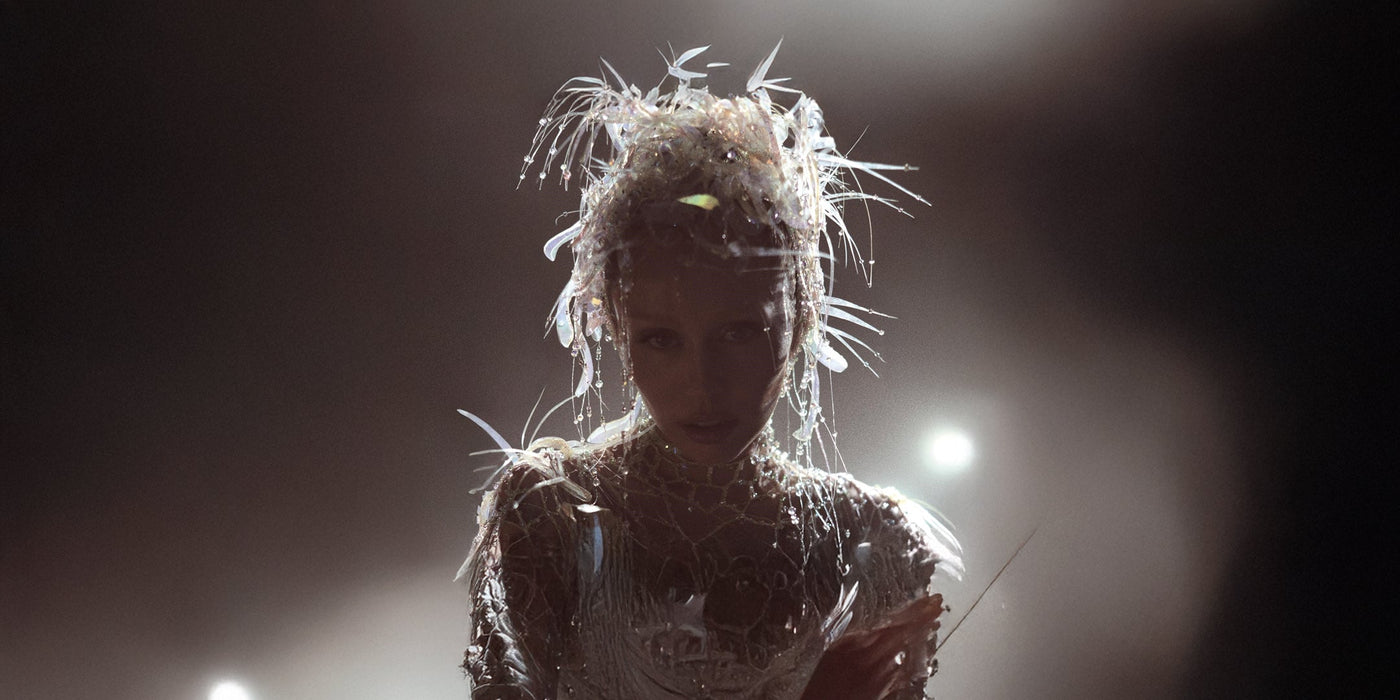 Miley Cyrus - Something Beautiful