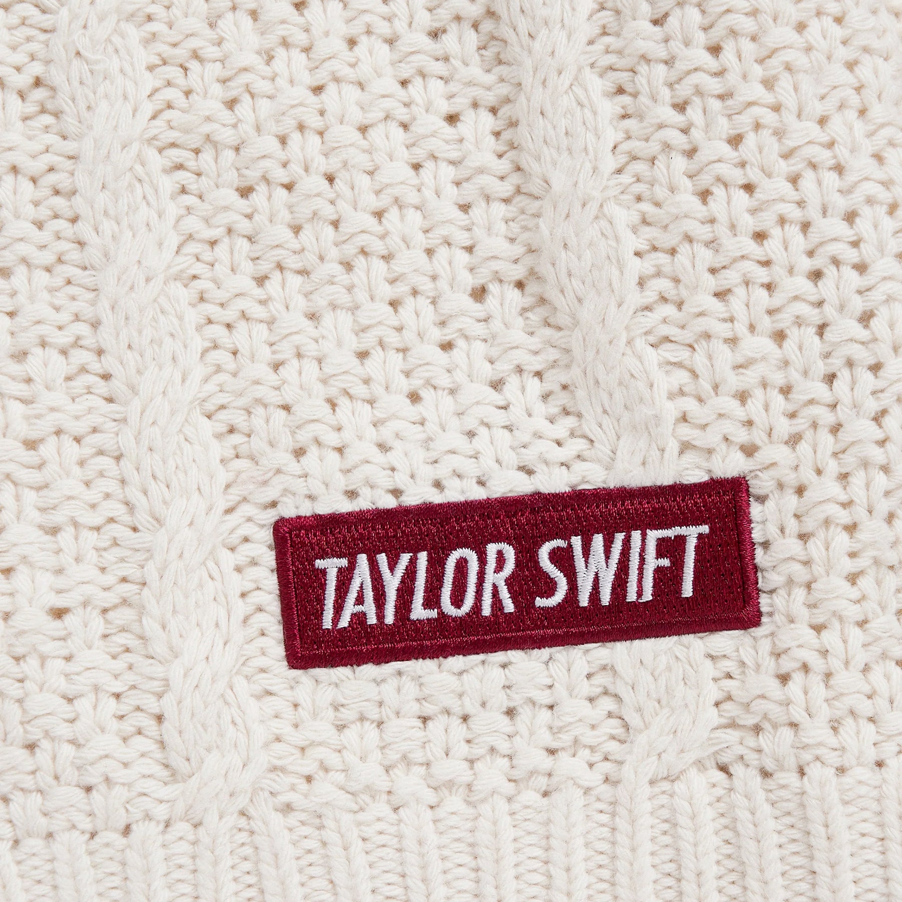 Taylor Swift - RED (Cardigan)